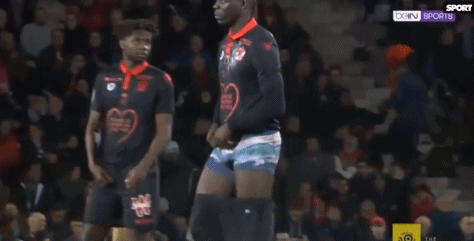 阿尔特塔的双线攻势：阿森纳在英超与欧冠的完美演绎（阿尔特塔两线并驱：阿森纳英超与欧冠的巅峰答卷）