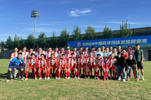 斯内德：姆巴佩会赢得2026年金球奖；没有人效力皇马时想离开（斯内德：看好姆巴佩夺2026金球；在皇马时没人想离队）