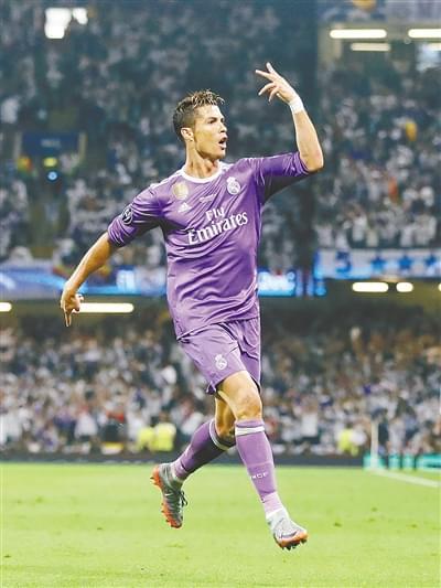 荷媒：阿贾克斯将与小克鲁伊夫会面，他是贾府新任总监候选人（荷媒：阿贾克斯计划与小克鲁伊夫会谈，他已进入新总监候选名单）