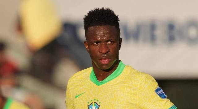 阿尔特塔：埃泽本可以进4球甚至5球；我们现在的势头很好（阿尔特塔：埃泽原本可收获四五球；我们的状态正佳）