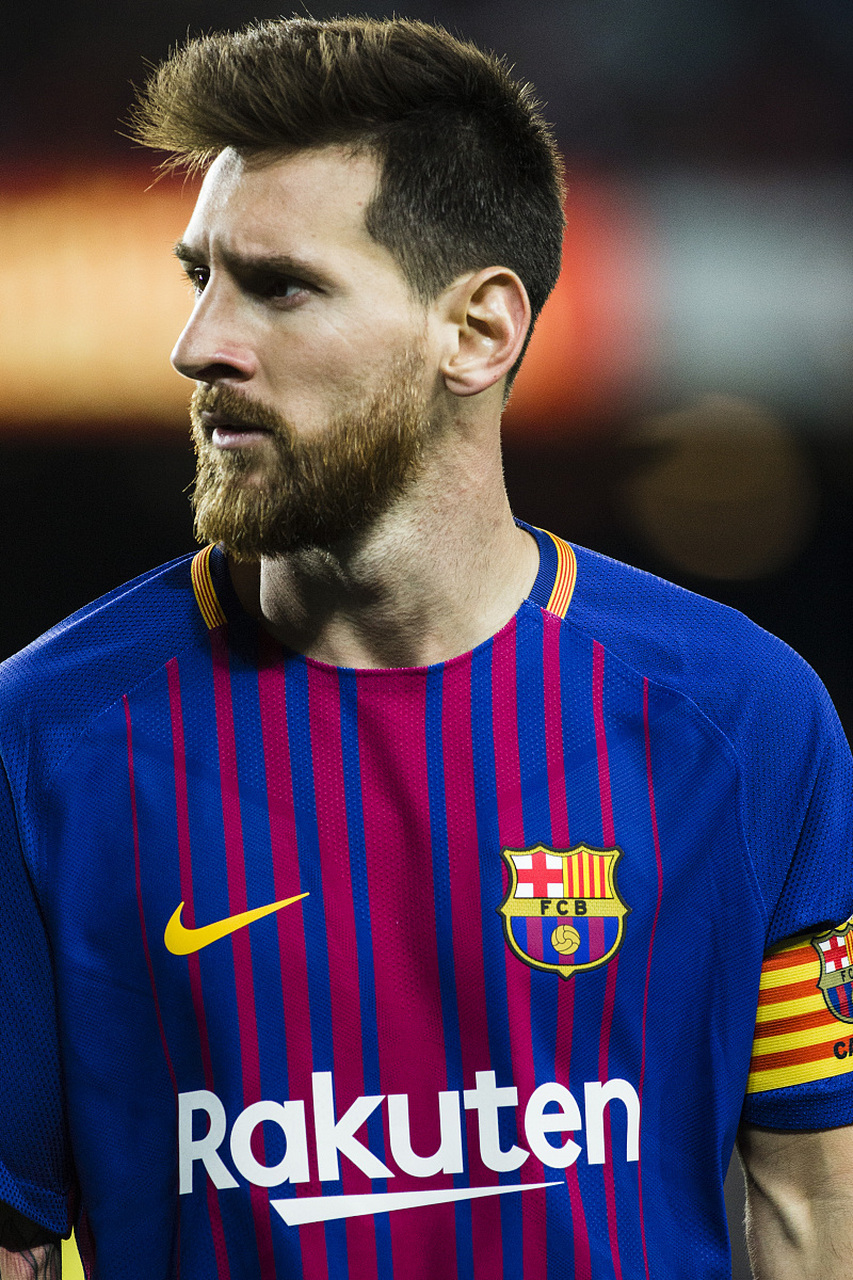 环球足球奖2025年度最佳球员候选：姆巴佩在列，巴黎8人入选（2025环球足球奖最佳球员候选出炉 姆巴佩上榜 巴黎共有8人入选）