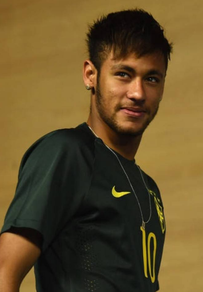 中超：武汉三镇2-0战胜上海申花（中超：武汉三镇2比0击败上海申花）