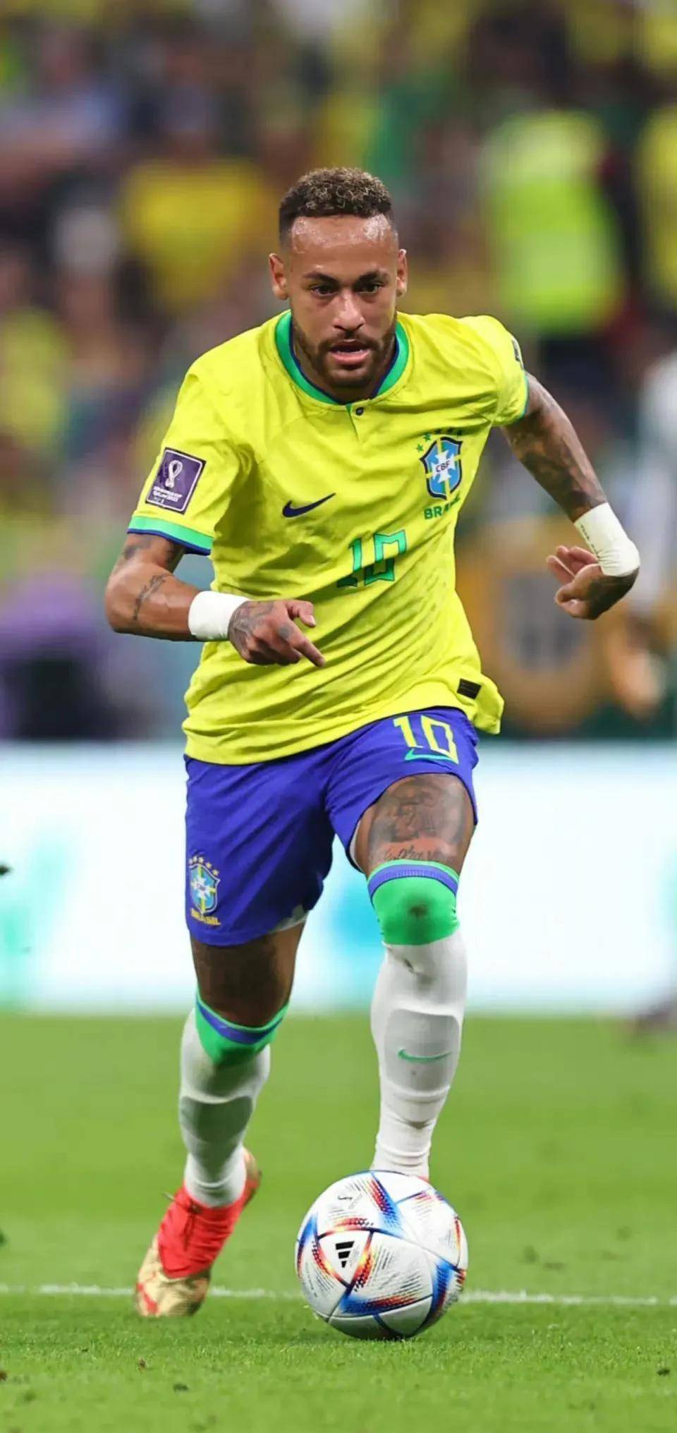 西媒：维尼修斯6场欧冠451分钟0进球，连续11场陷球荒（西媒：维尼修斯欧冠6战451分钟仍无进球，连续11场哑火）