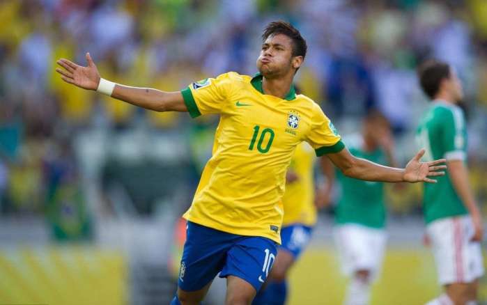 刚留下队长，射手就要走？27场28球辽宁锋霸，自宣与非洲豪门绯闻（队长刚续留，头号射手要走？27场28球的辽宁锋霸自曝与非洲豪门传闻）