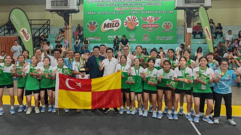 奥斯卡社媒祝贺老东家海港：我们是冠军！来之不易的冠军（奥斯卡社媒恭贺老东家海港：我们夺冠了，这一冠来之不易）